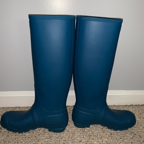 Tall Hunter boots - Picture 2 of 3
